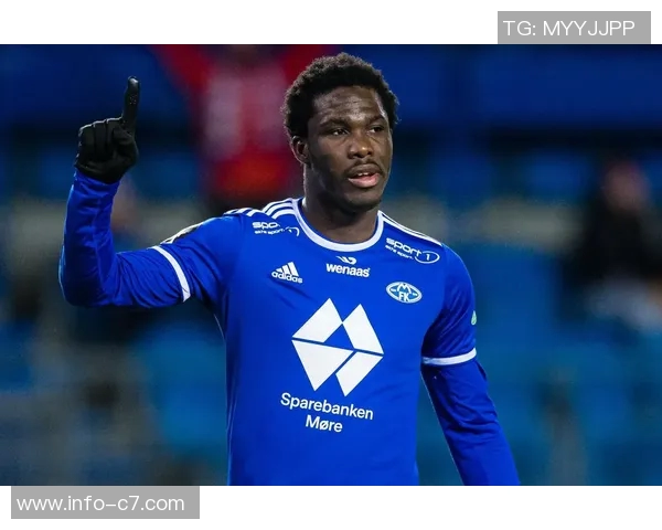 切尔西即将庆祝25岁生日福法纳回忆因德罗巴而爱上蓝军的故事